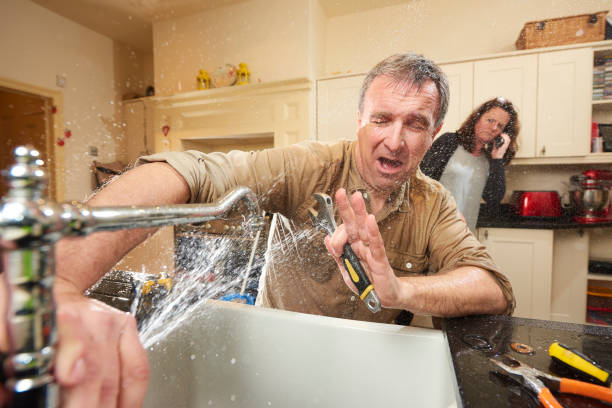 Sewage cleanup and water damage restoration in CT